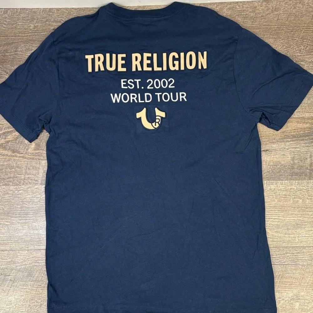 True Religion World Tour Logo Graphic Tee – Navy Blue | Size Large